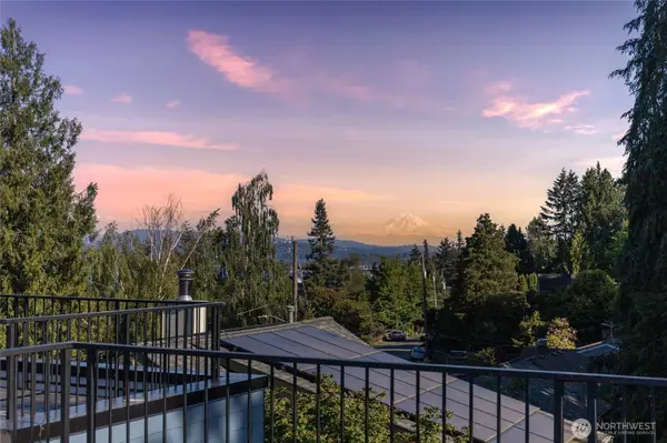 11733 Durland AVE NE #B, Seattle, WA 98125