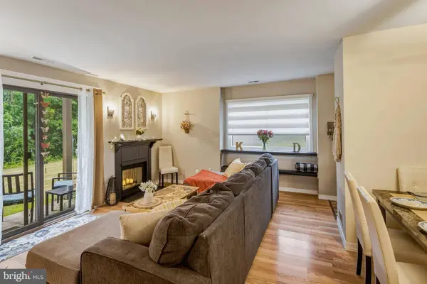 1106 BRITTON PL, Voorhees, NJ 08043