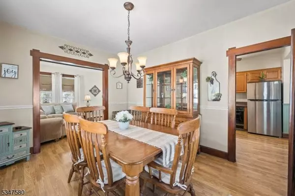 94 Hudson St, Clifton City, NJ 07011