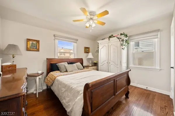 41 Birchwood Ter, Clifton City, NJ 07012