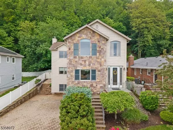 410 Valley Rd, Clifton City, NJ 07013