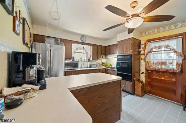 117 Wabash Ave, Clifton City, NJ 07011