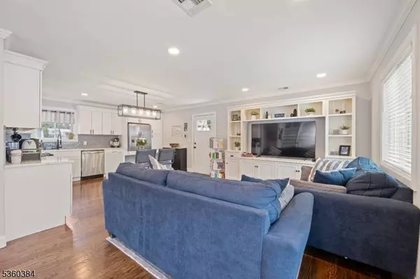 245 Edison St, Clifton City, NJ 07013