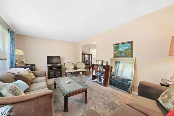 52 Olympia St, Clifton City, NJ 07011