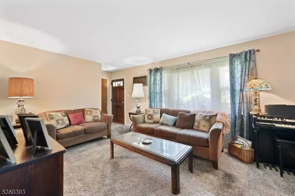 52 Olympia St, Clifton City, NJ 07011