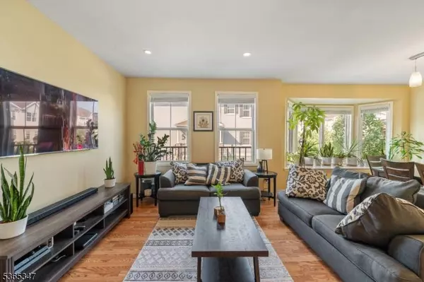 34 George Russell Way, Clifton City, NJ 07013