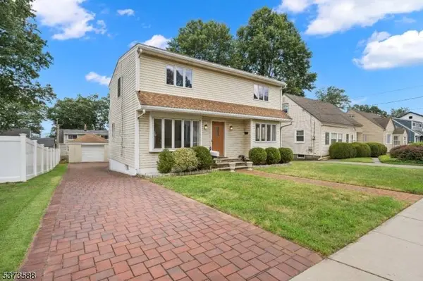 124 Harrington Rd, Clifton City, NJ 07012