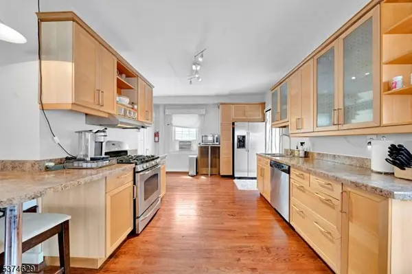 230 Hamilton Ave, Clifton City, NJ 07011