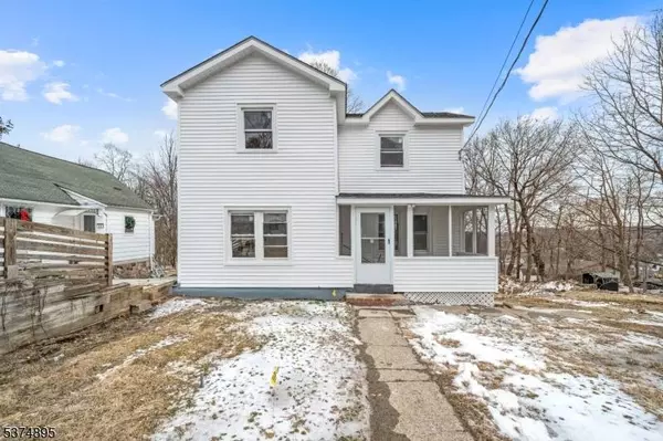 20 Ella St, Bloomingdale Boro, NJ 07403