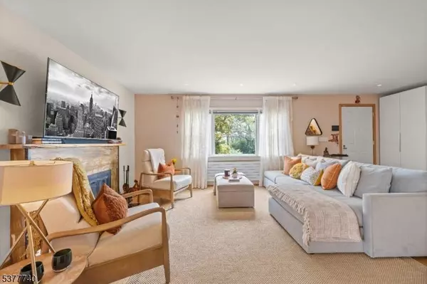 338 Mount Prospect Ave, Clifton City, NJ 07012