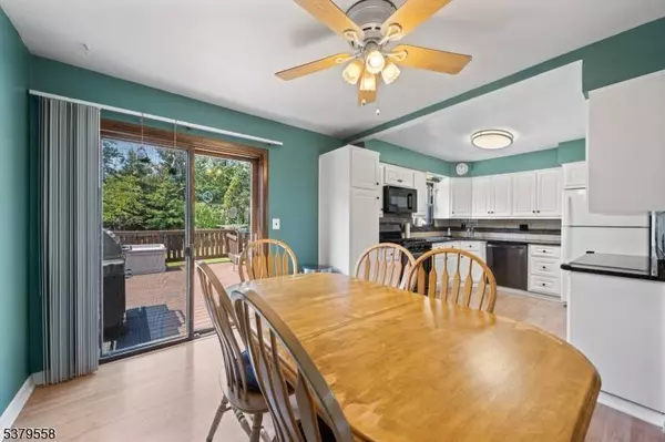 137 Huemmer Ter, Clifton City, NJ 07013