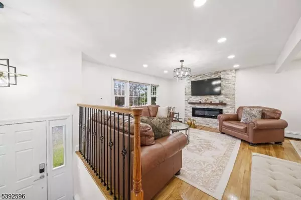 70 Highland Rd, North Haledon Boro, NJ 07508