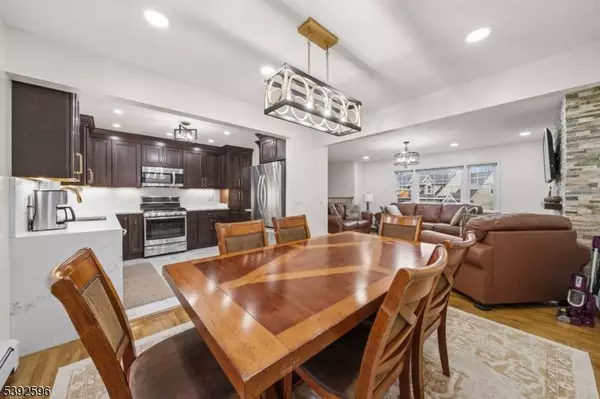 70 Highland Rd, North Haledon Boro, NJ 07508