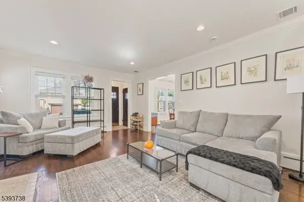 355 Hemlock Ave, Garwood Boro, NJ 07027