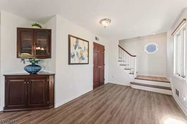 119 Highview Dr, Clifton City, NJ 07013