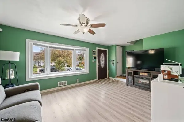 82 Van Breeman Dr, Clifton City, NJ 07013