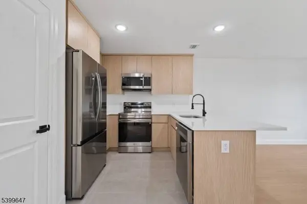 7 Montclair Ave, Paterson City, NJ 07503