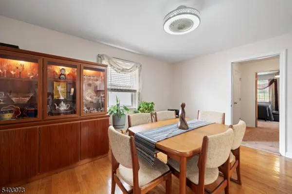 94 Trimble Ave, Clifton City, NJ 07011