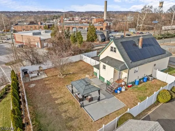 7-02 Lake St, Fair Lawn Boro, NJ 07410