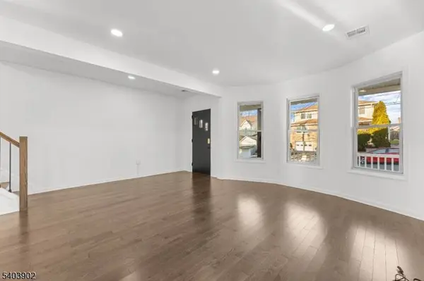 96 Prospect Ter, East Rutherford Boro, NJ 07073