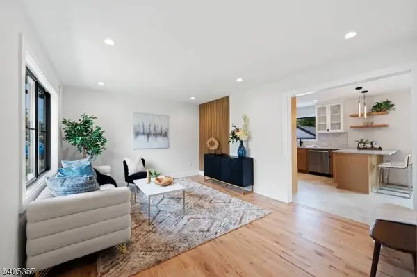 108 Harrington Rd, Clifton City, NJ 07012