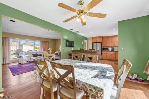 169 Haddenfield Rd, Clifton City, NJ 07013