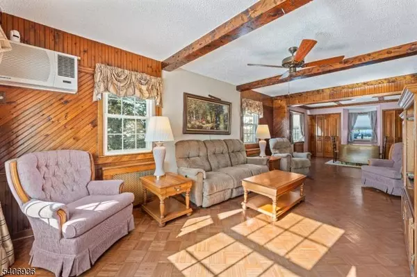 356 Washington Ave, Clifton City, NJ 07011