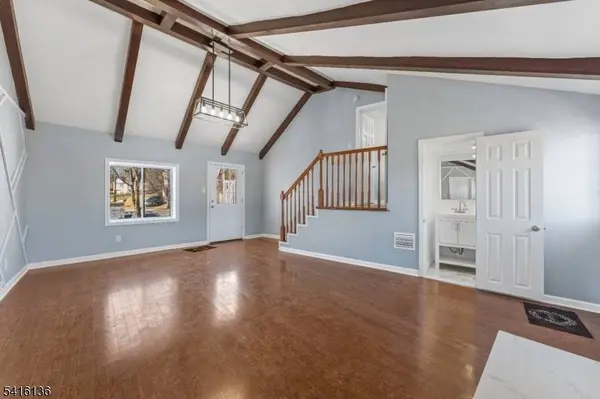 77 Huemmer Ter, Clifton City, NJ 07013