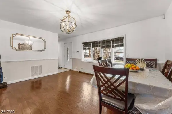 83 Village Rd, Pequannock Twp., NJ 07444