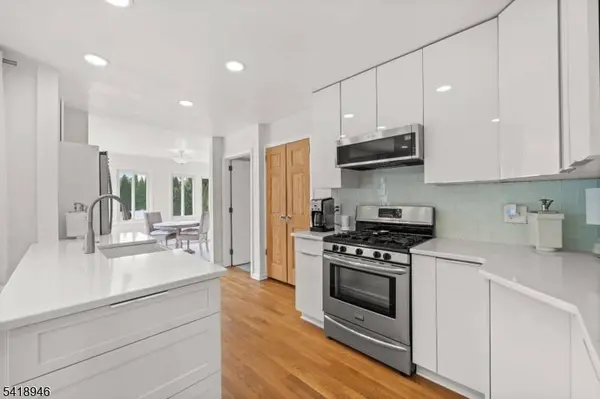 99 Normandy Rd, Clifton City, NJ 07013