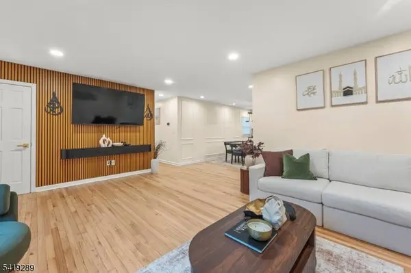 163 La Rue Rd, West Milford Twp., NJ 07435