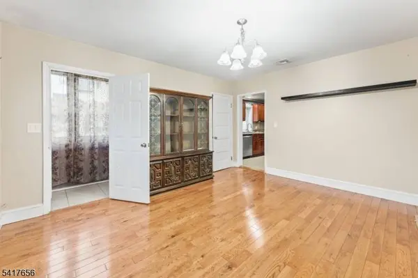 3 Sisco Pl, Clifton City, NJ 07011