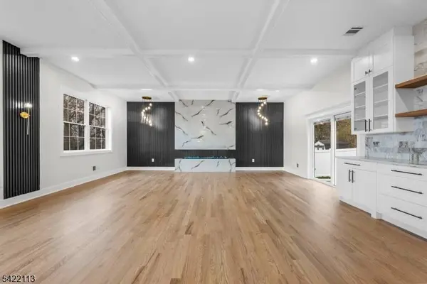 38 Pershing Pl, Woodland Park, NJ 07424