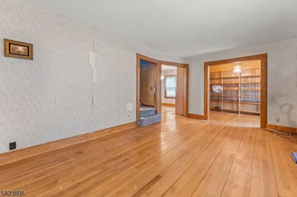 101 Reid Ave, Passaic City, NJ 07055