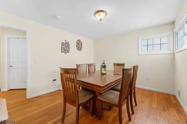 186 10Th Ave, Hawthorne Boro, NJ 07506