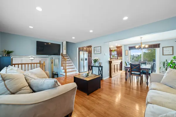 11 Barbara Dr, Clifton, NJ 07013-2516