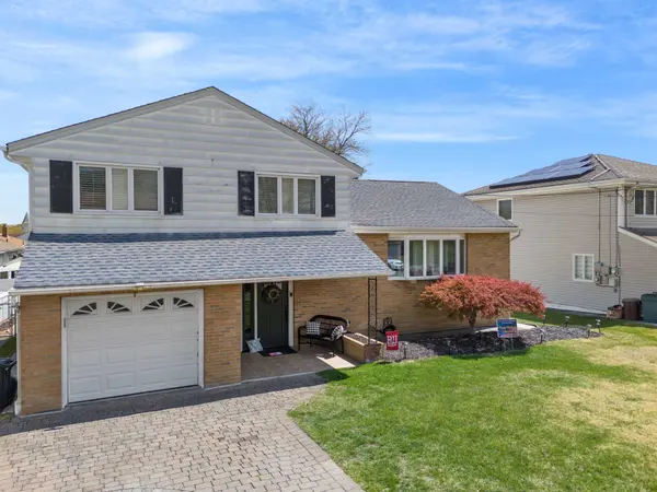 11 Barbara Dr, Clifton, NJ 07013-2516