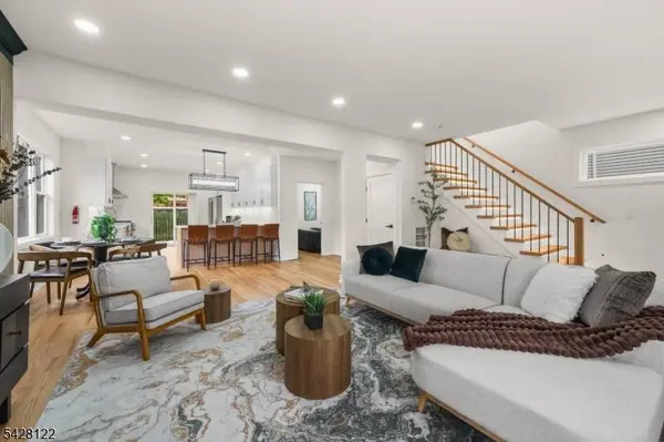 10 Marilyn Pl, Clifton City, NJ 07011