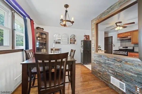 137 Day St, Clifton City, NJ 07011