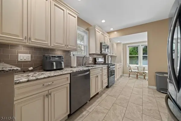 81 Huron Ave, Clifton City, NJ 07013