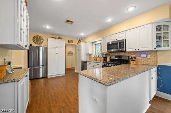 304 Washington Ave, Clifton City, NJ 07011