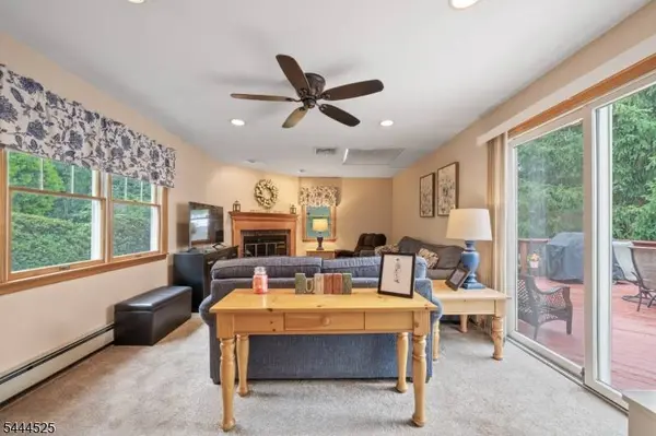 304 Washington Ave, Clifton City, NJ 07011