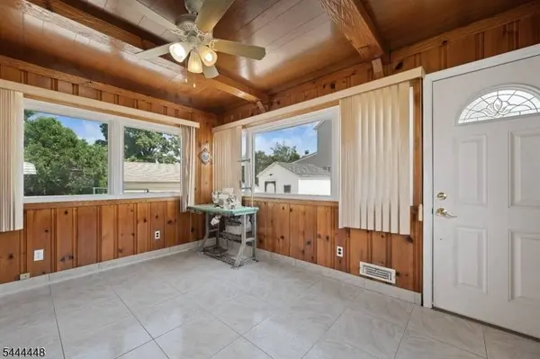 101 John St, Clifton City, NJ 07013