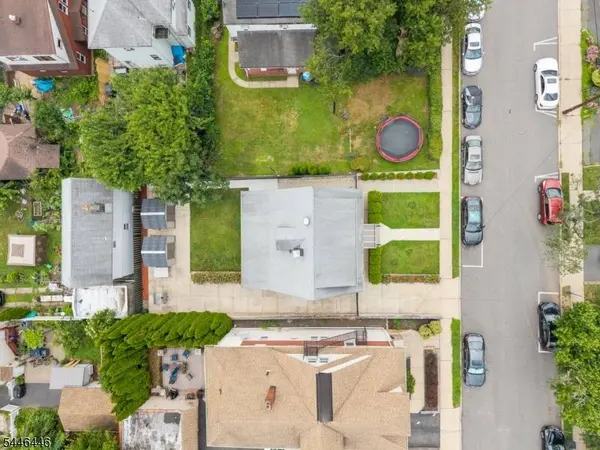 95 Hudson St, Clifton City, NJ 07011