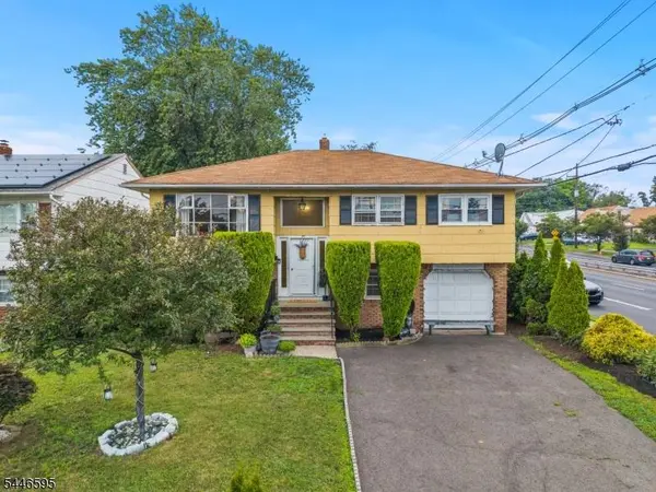 44 Parkway Ave