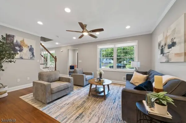 160 Harrington Rd, Clifton City, NJ 07012