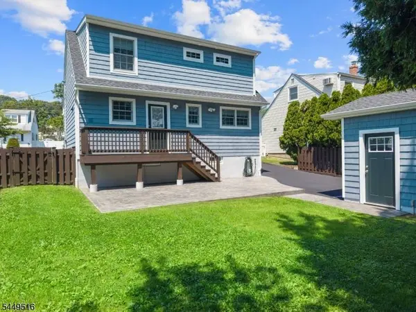 160 Harrington Rd, Clifton City, NJ 07012