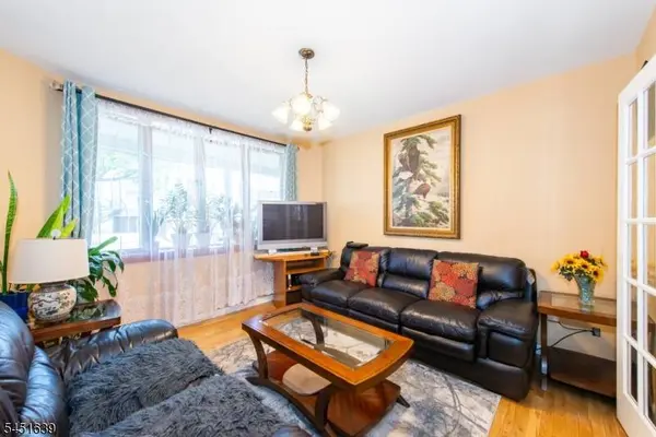 114 Hadley Ave, Clifton City, NJ 07011