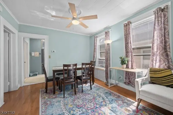4 Gillies St, Clifton City, NJ 07013