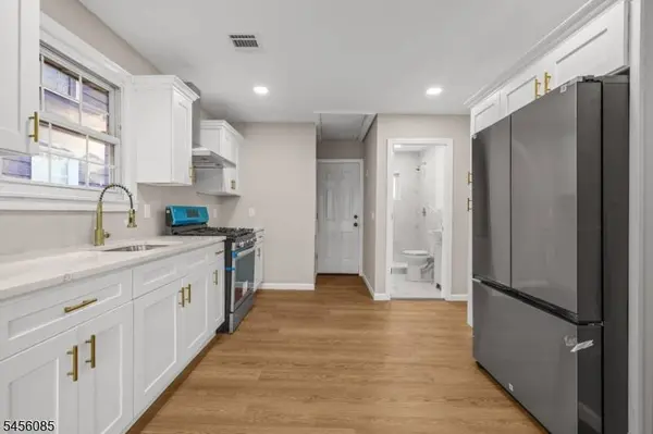 26 Major St, Clifton City, NJ 07013